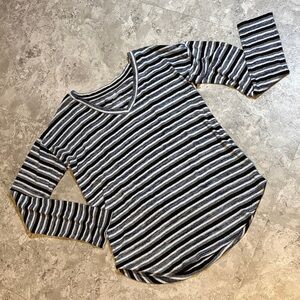 Chic Striped Long Sleeve Top - Black and White